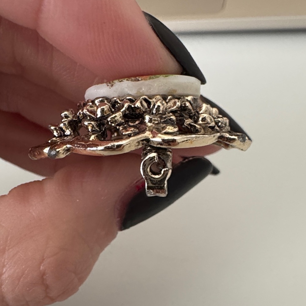 Vintage Silver Brooch with Painted Scene - Picture 3 of 6